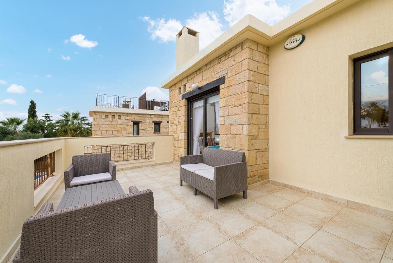 Villa Camelot By Ezoria Villas Coral Bay Extérieur photo